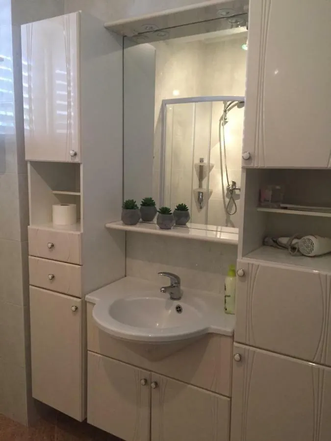 Bond With Private Parking Apartment Zadar 0*,  Croatia