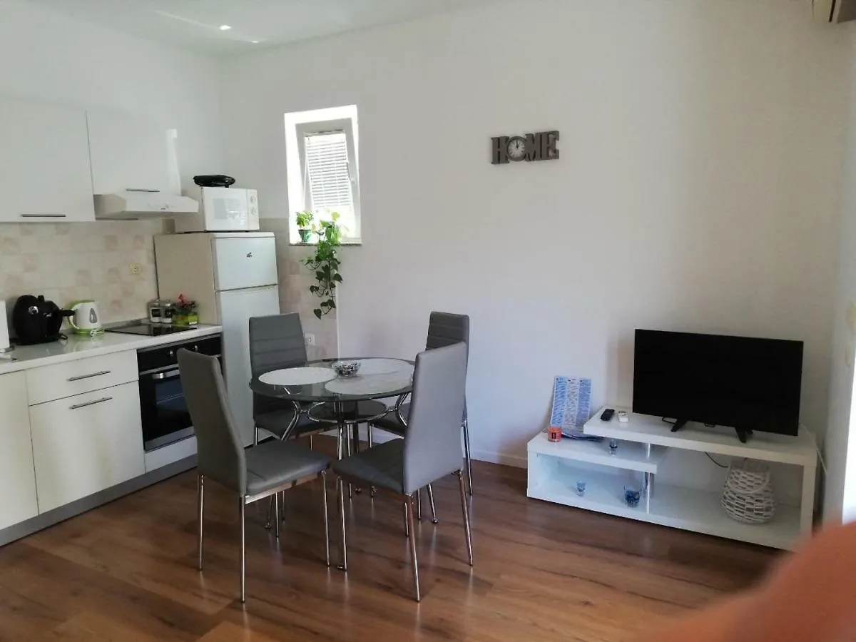 Apartament Bond With Private Parking Zadar 0*,  Chorwacja